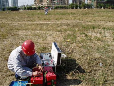 高密度電法施工